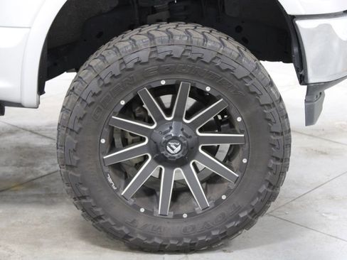 Used 2018 Ford F150 Lariat image 12