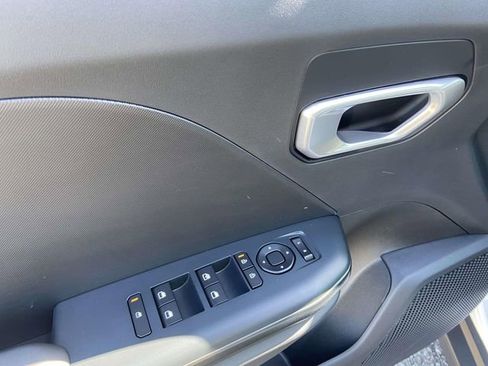 New 2026 Kia K4 FWD image 12