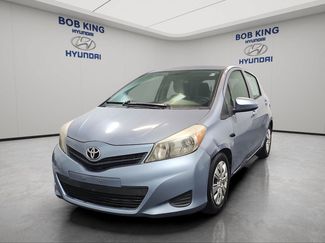 Used 2014 Toyota Yaris LE FWD video 1