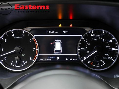 Used 2023 Nissan Rogue S image 34