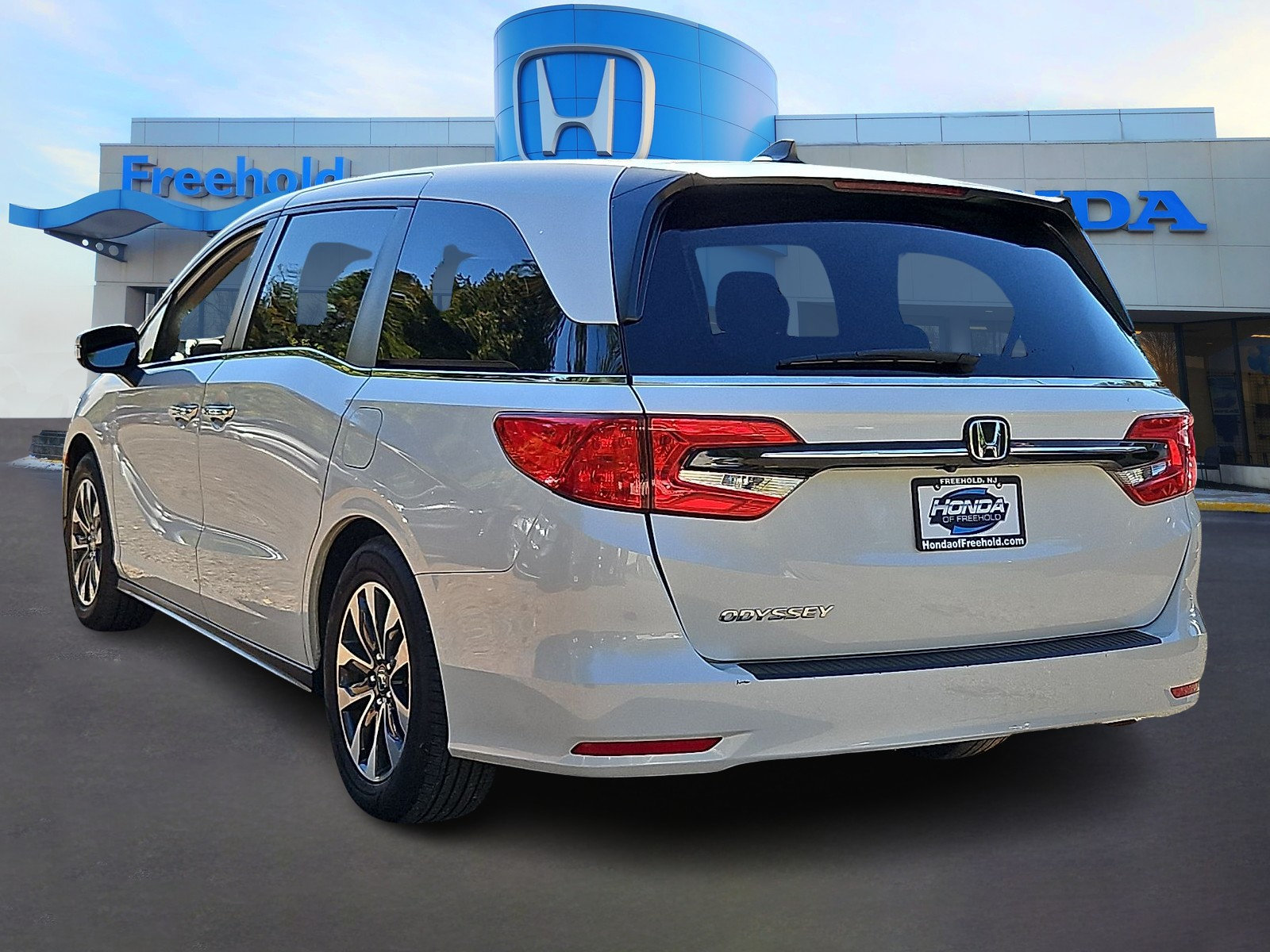 Used 2021 Honda Odyssey EX-L image 4