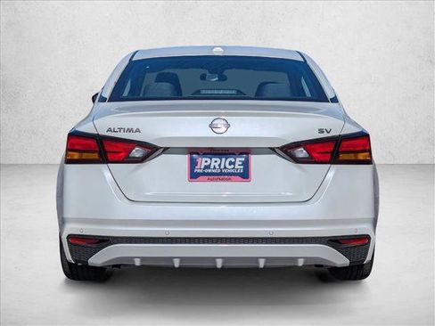 Used 2023 Nissan Altima 2.5 SV image 7