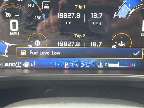 Used 2025 Chevrolet Colorado Trail Boss AWD/4WD image 25