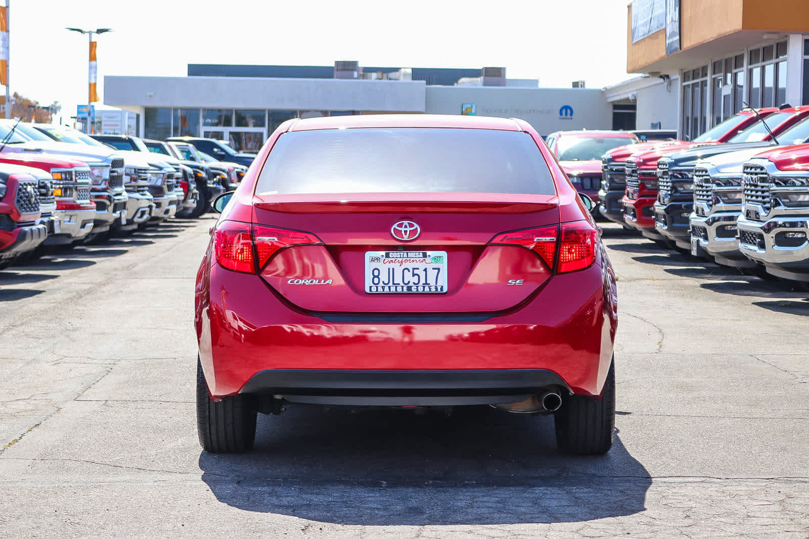 Used 2019 Toyota Corolla SE w/ Carpet Mat Package (TMS) FWD image 5
