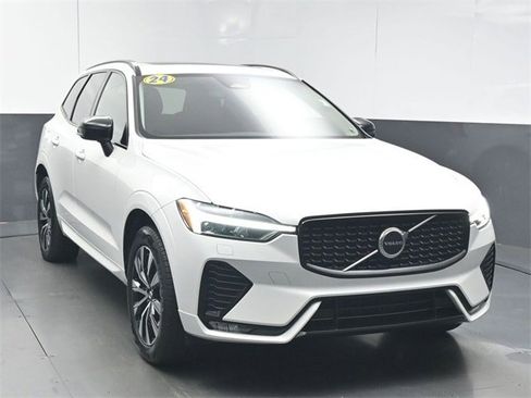Certified 2024 Volvo XC60 B5 Core image 2