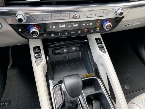 Used 2021 Kia Telluride EX AWD/4WD image 27