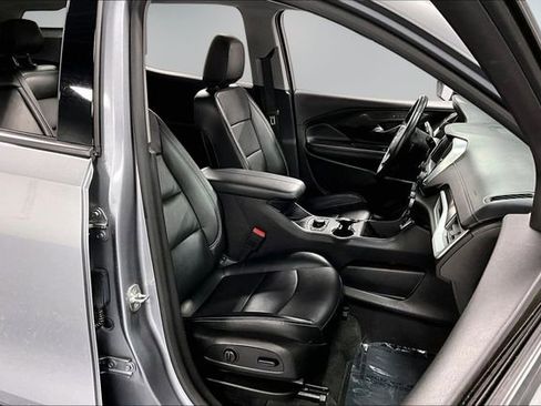 Used 2024 GMC Terrain SLT AWD/4WD image 26