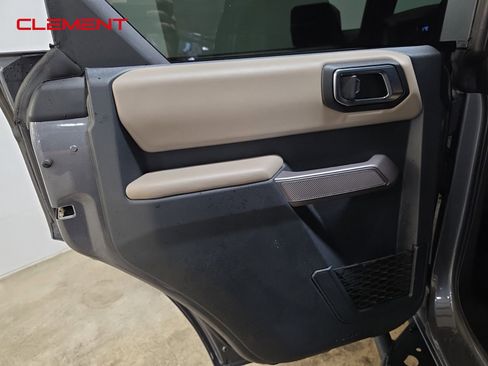 Used 2023 Ford Bronco Wildtrak image 25