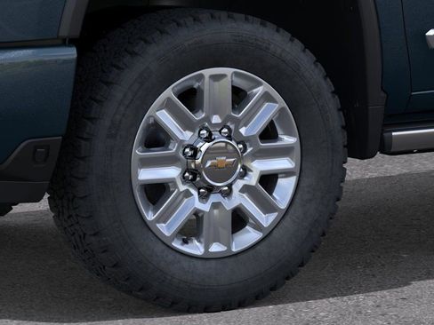 New 2026 Chevrolet Silverado 2500 High Country w/ High Country Premium Package AWD/4WD image 9