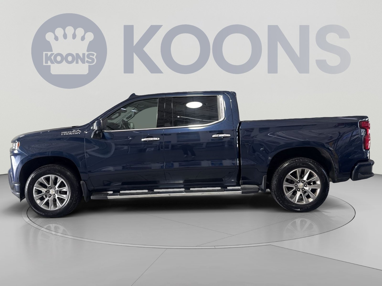 Used 2020 Chevrolet Silverado 1500 High Country w/ Technology Package AWD/4WD image 7