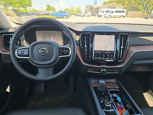 Used 2023 Volvo XC60 B5 Plus w/ Protection Package Premier AWD/4WD image 2