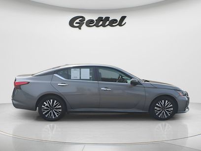 Used 2024 Nissan Altima 2.5 SV