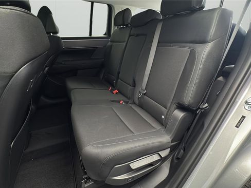 New 2026 Hyundai Santa Fe SE FWD image 11