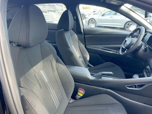 Certified 2025 Hyundai Elantra Sport FWD image 50