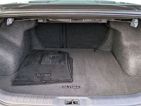 Used 2025 Nissan Altima 2.5 S image 18