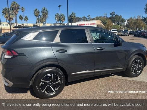 Used 2023 Kia Sportage LX AWD/4WD image 20