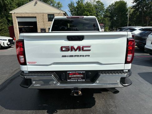 Used 2024 GMC Sierra 2500 Pro w/ 1SA Pro Safety Plus Package AWD/4WD image 8