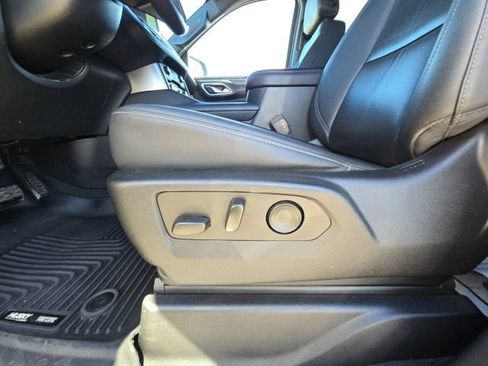 Used 2022 Chevrolet Suburban Z71 w/ Z71 Off-Road Package image 24