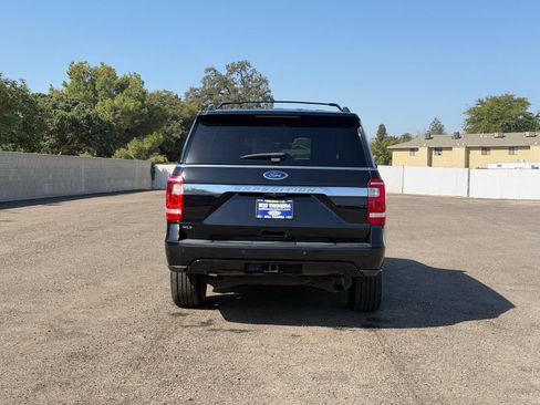 Used 2021 Ford Expedition XLT AWD/4WD image 4