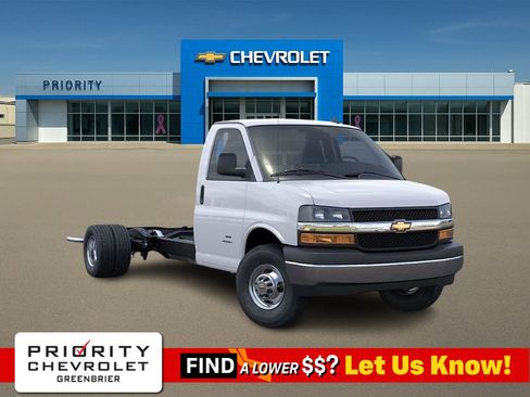New 2025 Chevrolet Express 3500 Van 177 w/ Power Convenience Package image 1