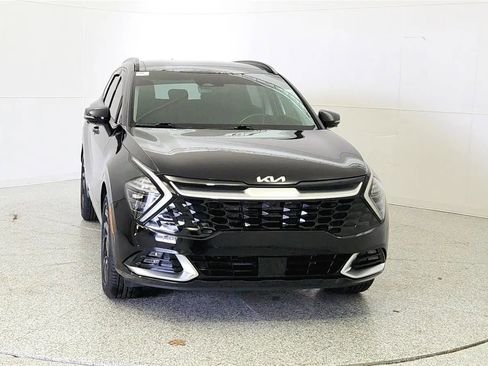 Used 2023 Kia Sportage SX image 2