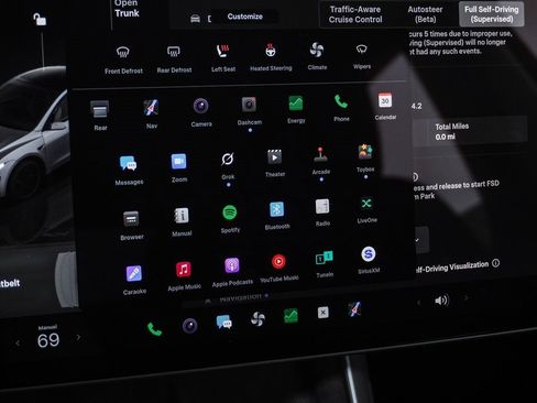 Used 2026 Tesla Model Y Long Range image 28