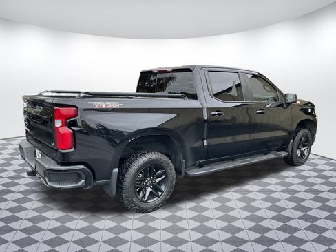 Used 2019 Chevrolet Silverado 1500 LT Trail Boss image 3
