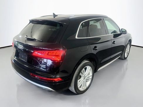 Used 2018 Audi Q5 2.0T Premium Plus w/ Premium Plus Package AWD/4WD image 8