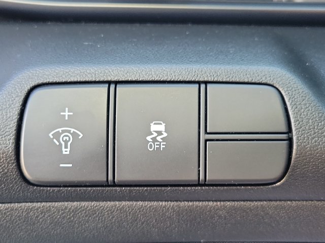 Used 2025 Hyundai Elantra Sport FWD image 20