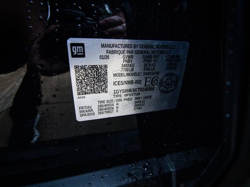 Used 2026 Cadillac Escalade V w/ LPO, Floor Liner Package AWD/4WD image 37