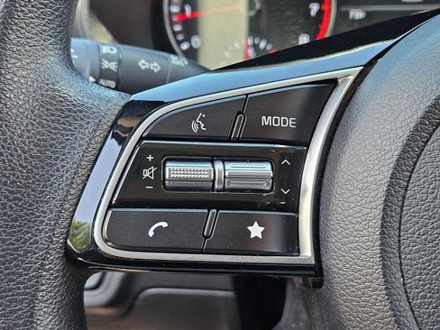Used 2024 Kia Forte LX FWD image 17