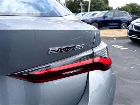 Used 2024 BMW i4 eDrive35 w/ Premium Package RWD image 24