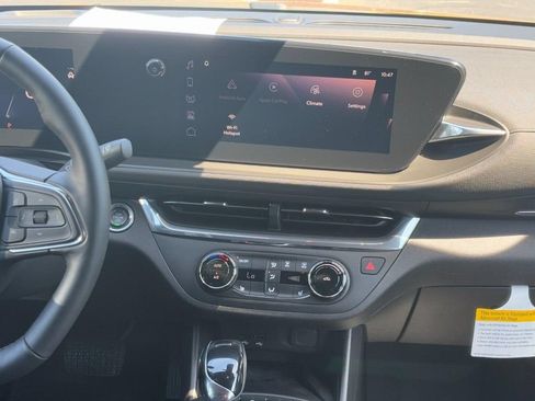 New 2026 Buick Envista Sport Touring w/ Convenience I Package FWD image 8