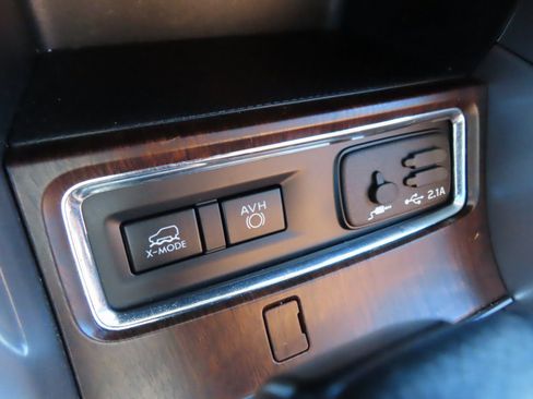 Used 2022 Subaru Ascent Touring image 30