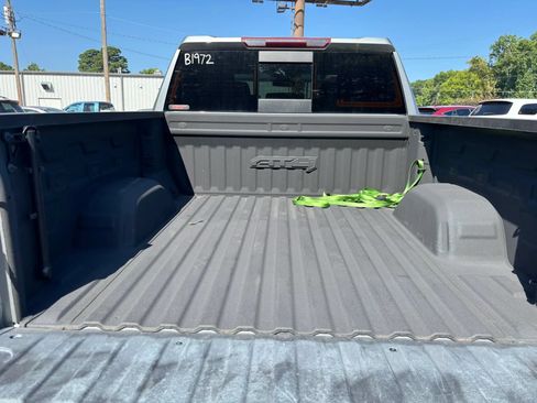 Used 2023 GMC Sierra 1500 AT4 w/ AT4 Preferred Package AWD/4WD image 14