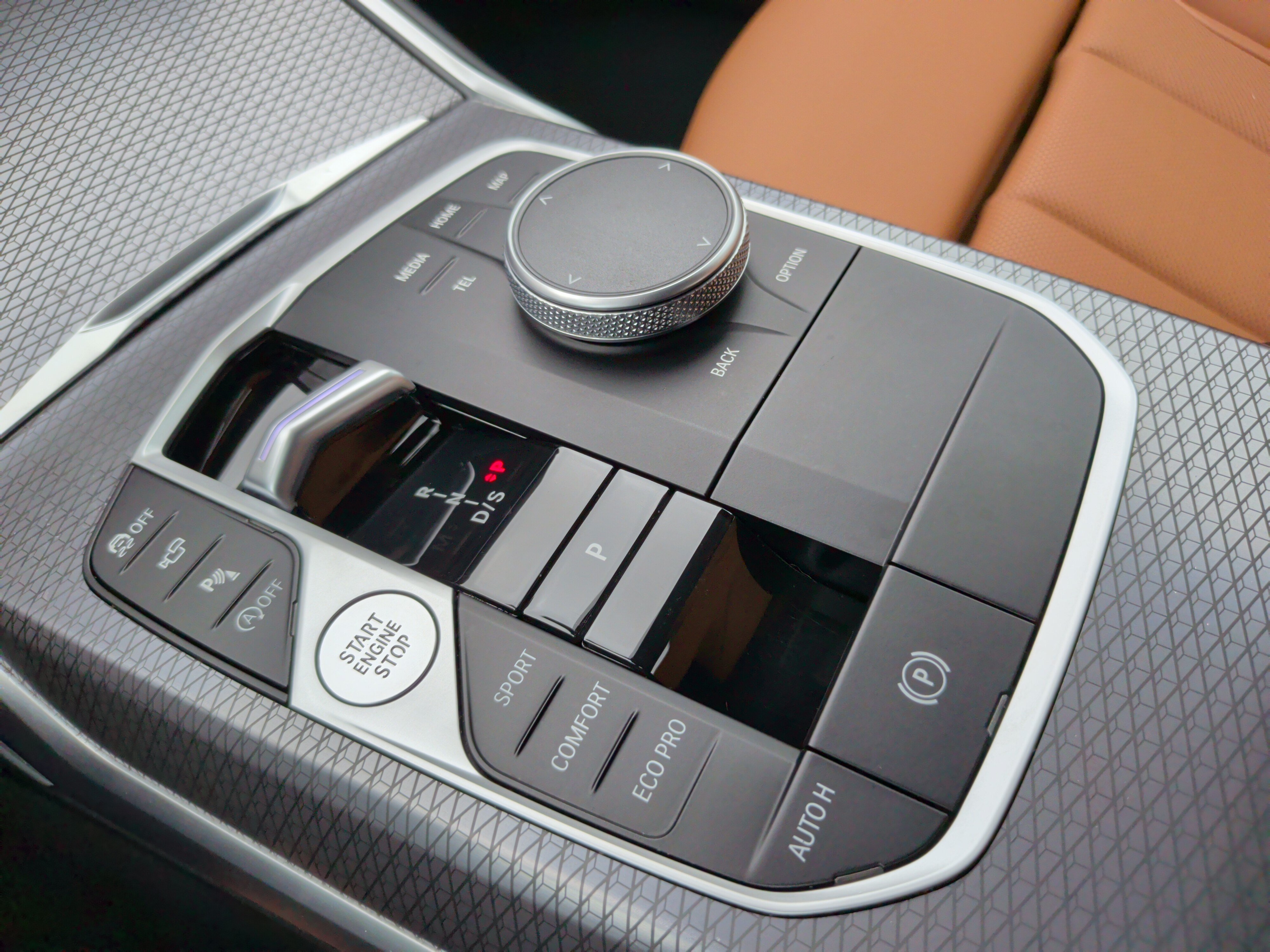 Certified 2026 BMW 330i Sedan RWD image 19