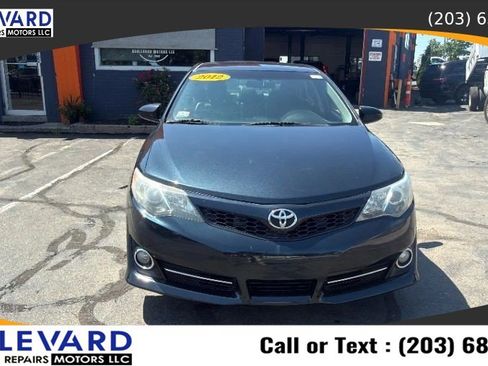 Used 2012 Toyota Camry SE FWD image 2