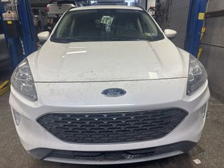 Used 2020 Ford Escape Titanium video 2