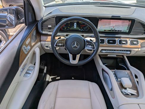 Used 2022 Mercedes-Benz GLE 350 w/ Premium Package image 16