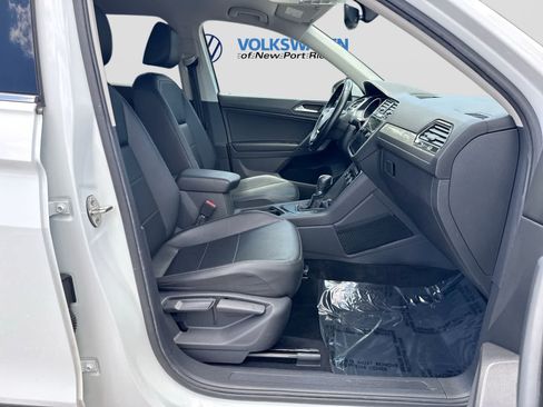 Used 2019 Volkswagen Tiguan SE FWD image 27