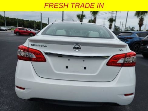 Used 2015 Nissan Sentra SV w/ Style Package FWD image 4