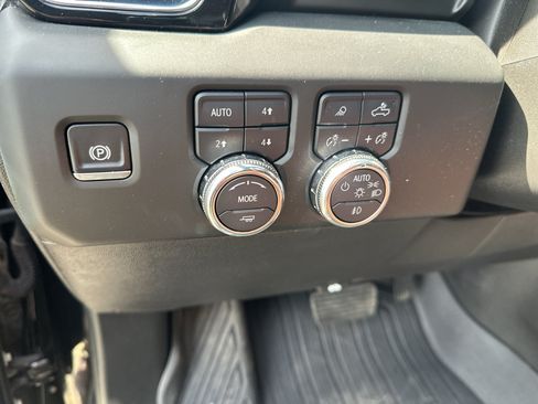Used 2025 GMC Sierra 1500 Denali Ultimate AWD/4WD image 13