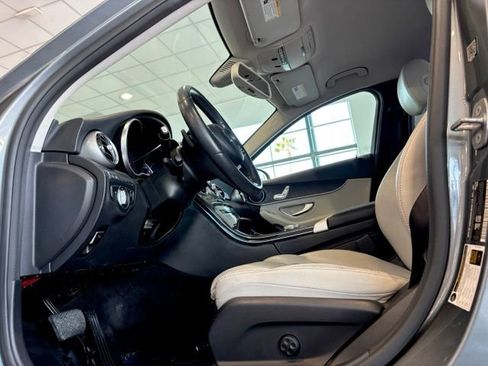 Used 2017 Mercedes-Benz C 300 Sedan image 18