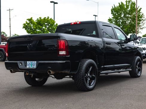 Used 2014 RAM 1500 Express w/ Black Ram 1500 Express Group AWD/4WD image 9