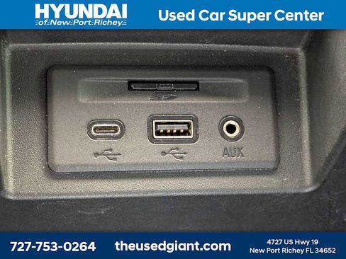 Used 2020 Chevrolet Silverado 3500 High Country w/ Technology Package AWD/4WD image 33