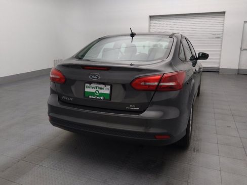 Used 2016 Ford Focus SE FWD image 7