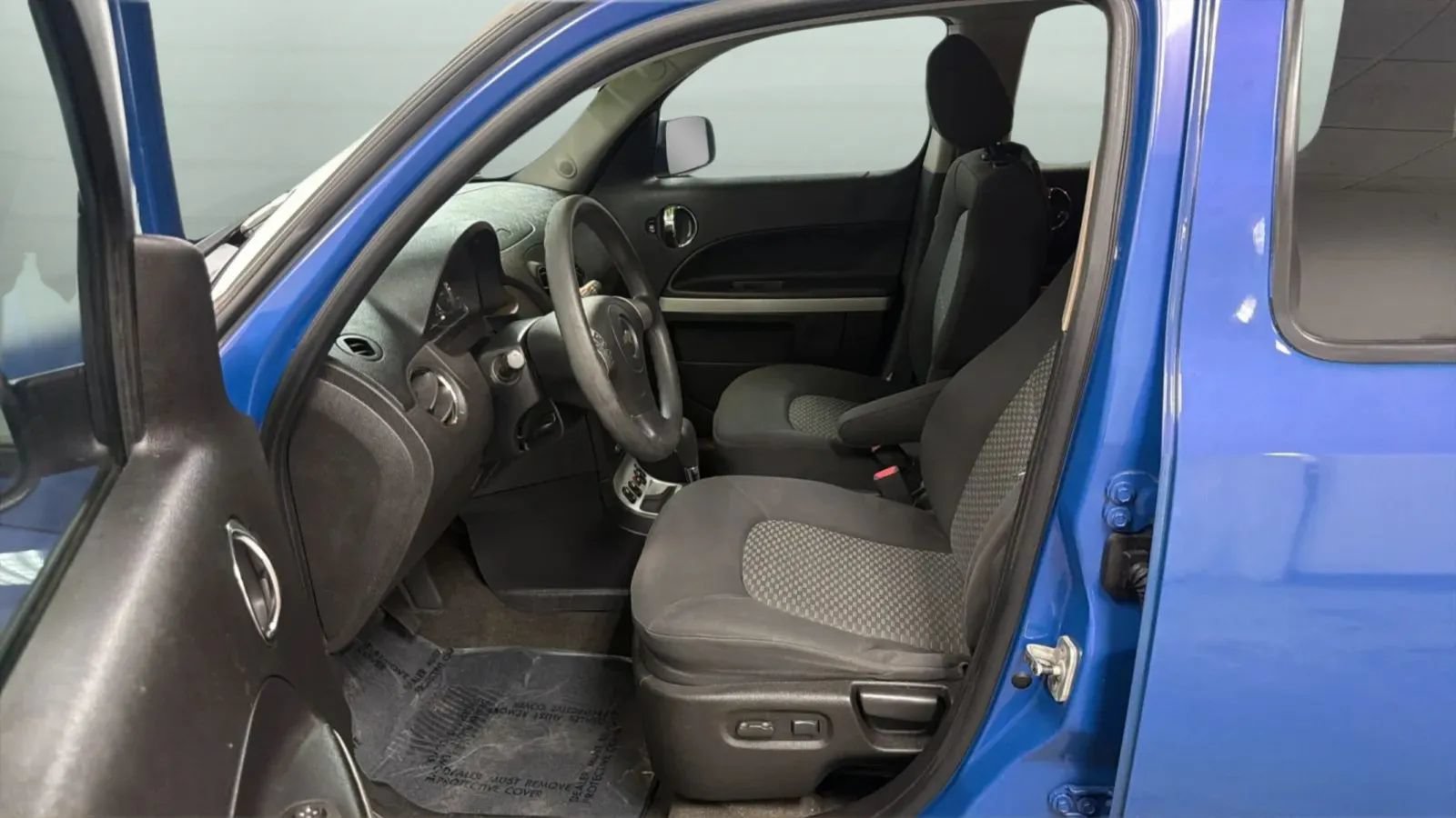 Used 2008 Chevrolet HHR LT w/ Enhanced Sound Package FWD image 19