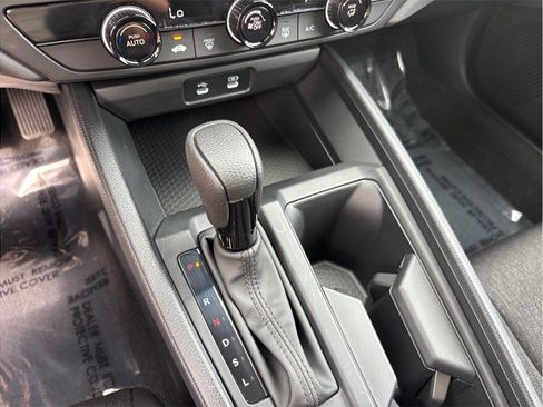 Used 2025 Honda Accord LX image 28