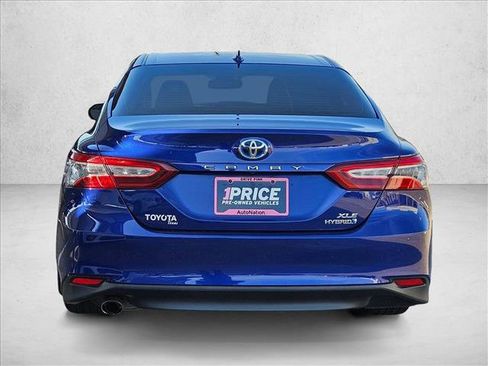Used 2018 Toyota Camry XLE w/ Audio Package FWD image 5