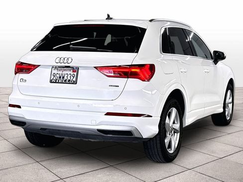 Used 2020 Audi Q3 2.0T Premium w/ Convenience Package AWD/4WD image 14